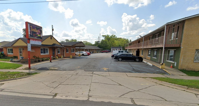 Bungalow Motel - 2021 Street View (newer photo)